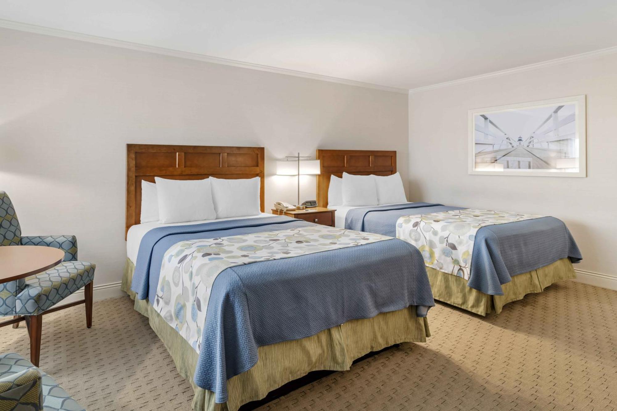 אוגונקוויט Juniper Hill Inn מראה חיצוני תמונה