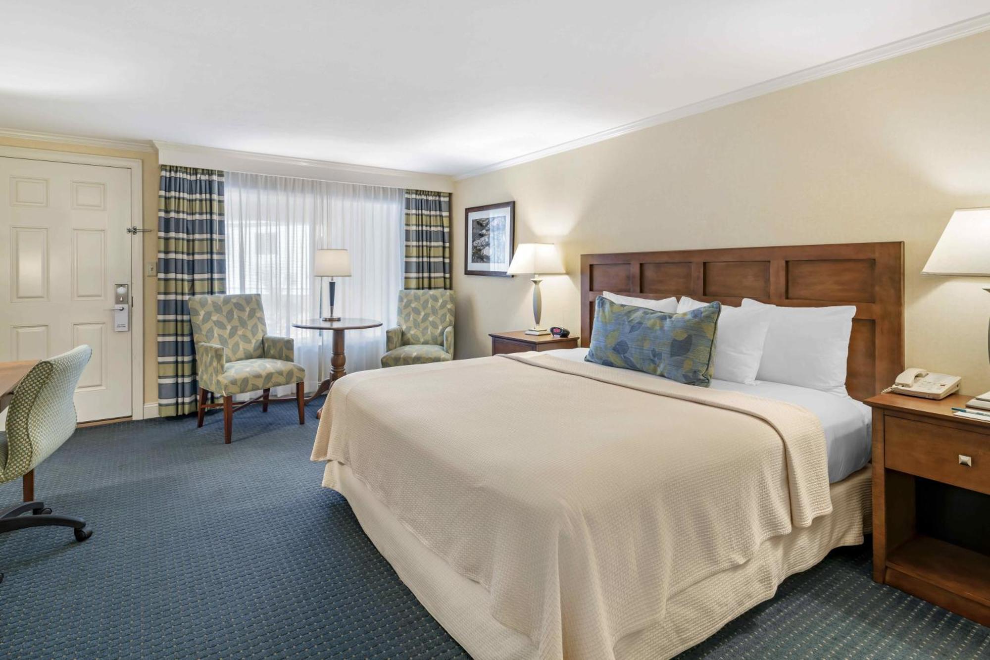 אוגונקוויט Juniper Hill Inn מראה חיצוני תמונה