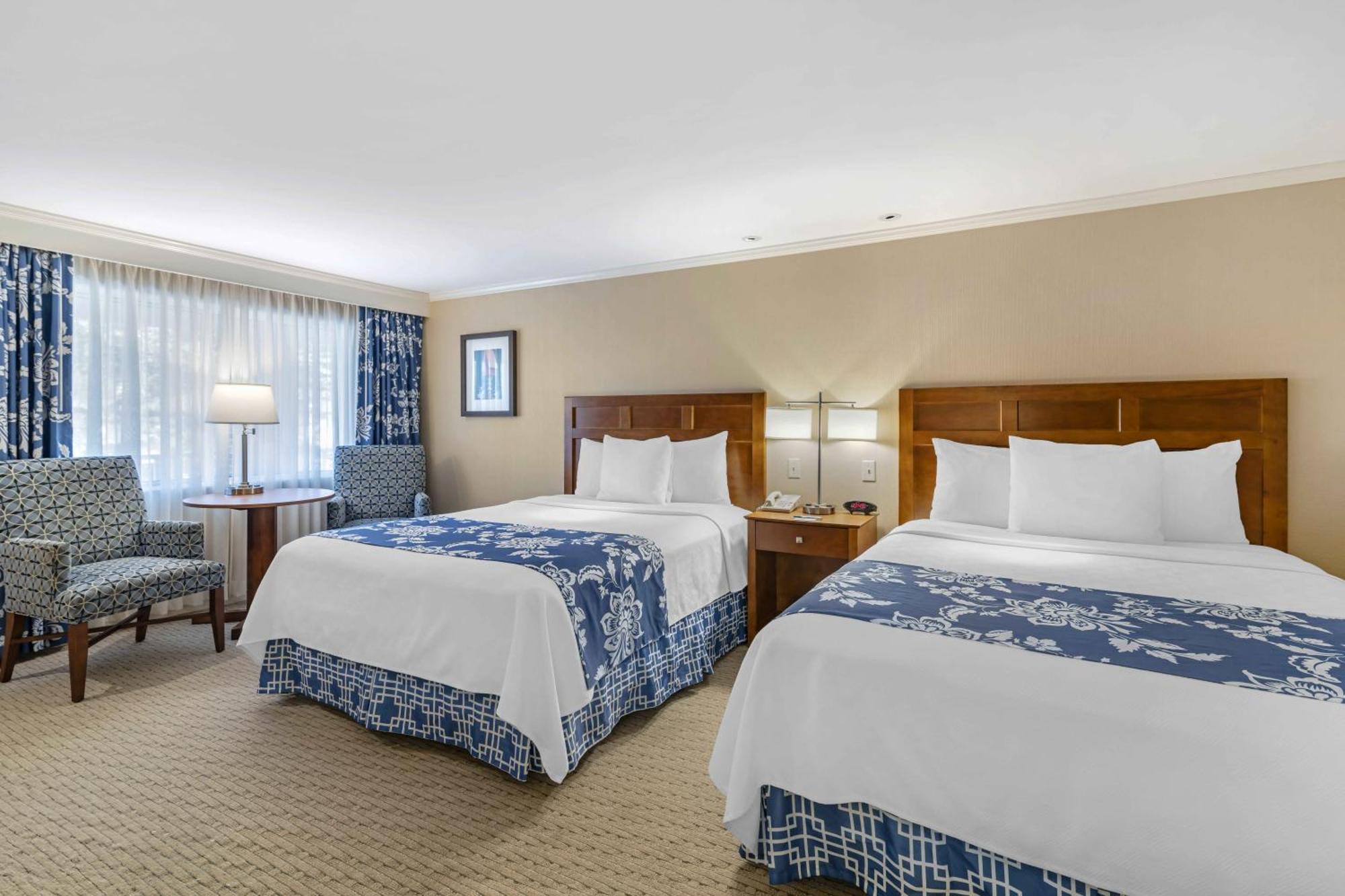 אוגונקוויט Juniper Hill Inn מראה חיצוני תמונה